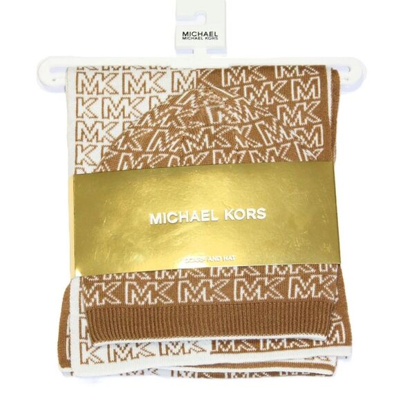 4/$100 Michael Kors Gold Logo Reversible Scarf and Hat Set NWT - Picture 2 of 11